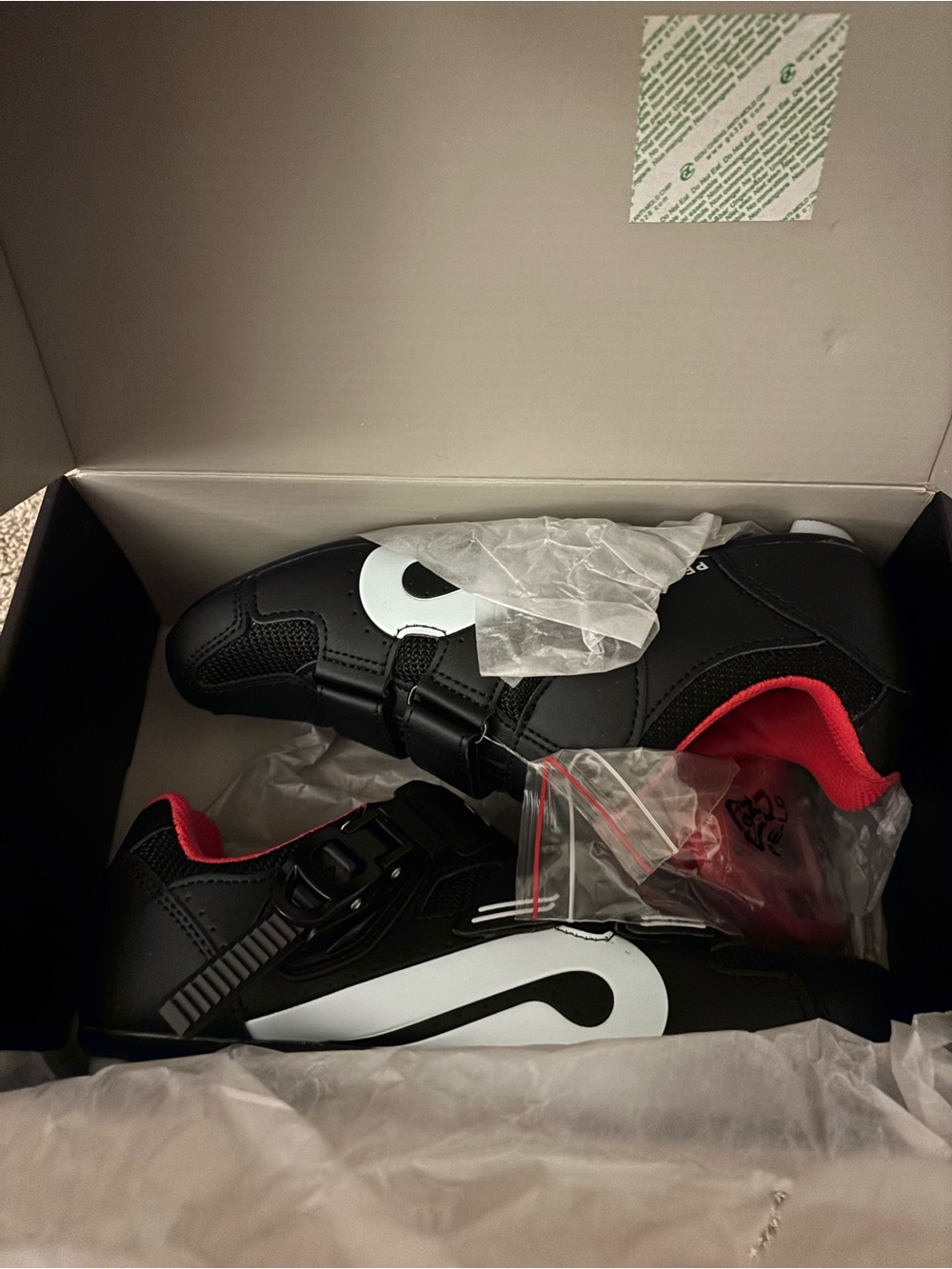Peloton size 40 shoes